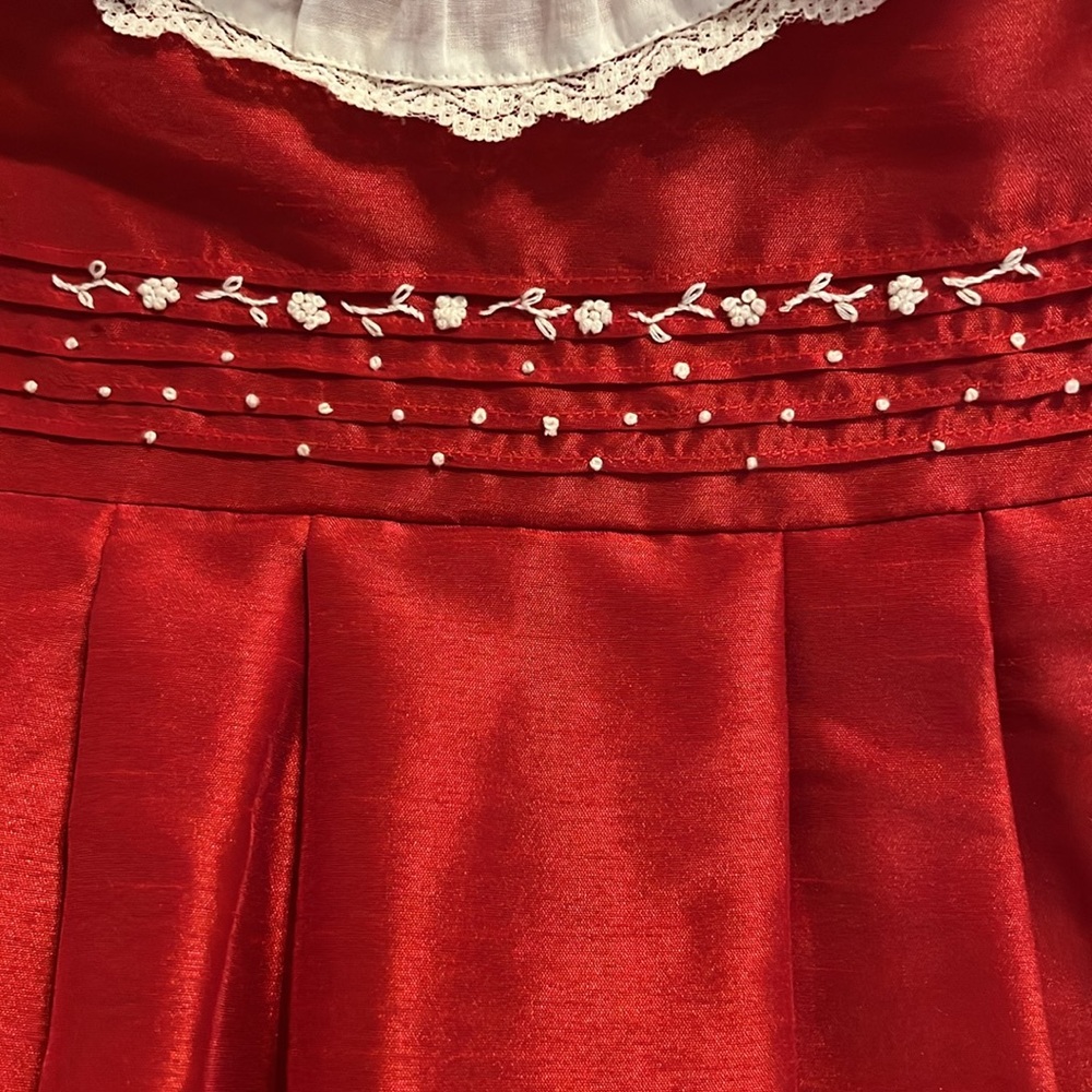 Dillard’s Edgehill Collection - Picture 5 of 16